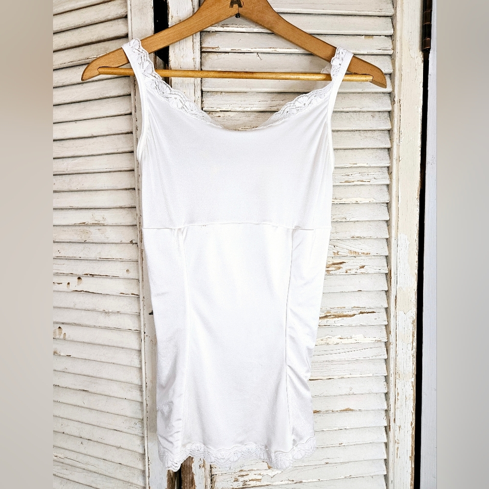 Maidenform White Shaping Camisole With Lace Trim Large